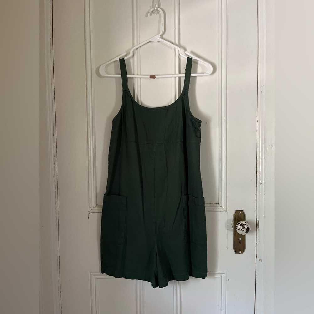 Simon’s organic cotton romper